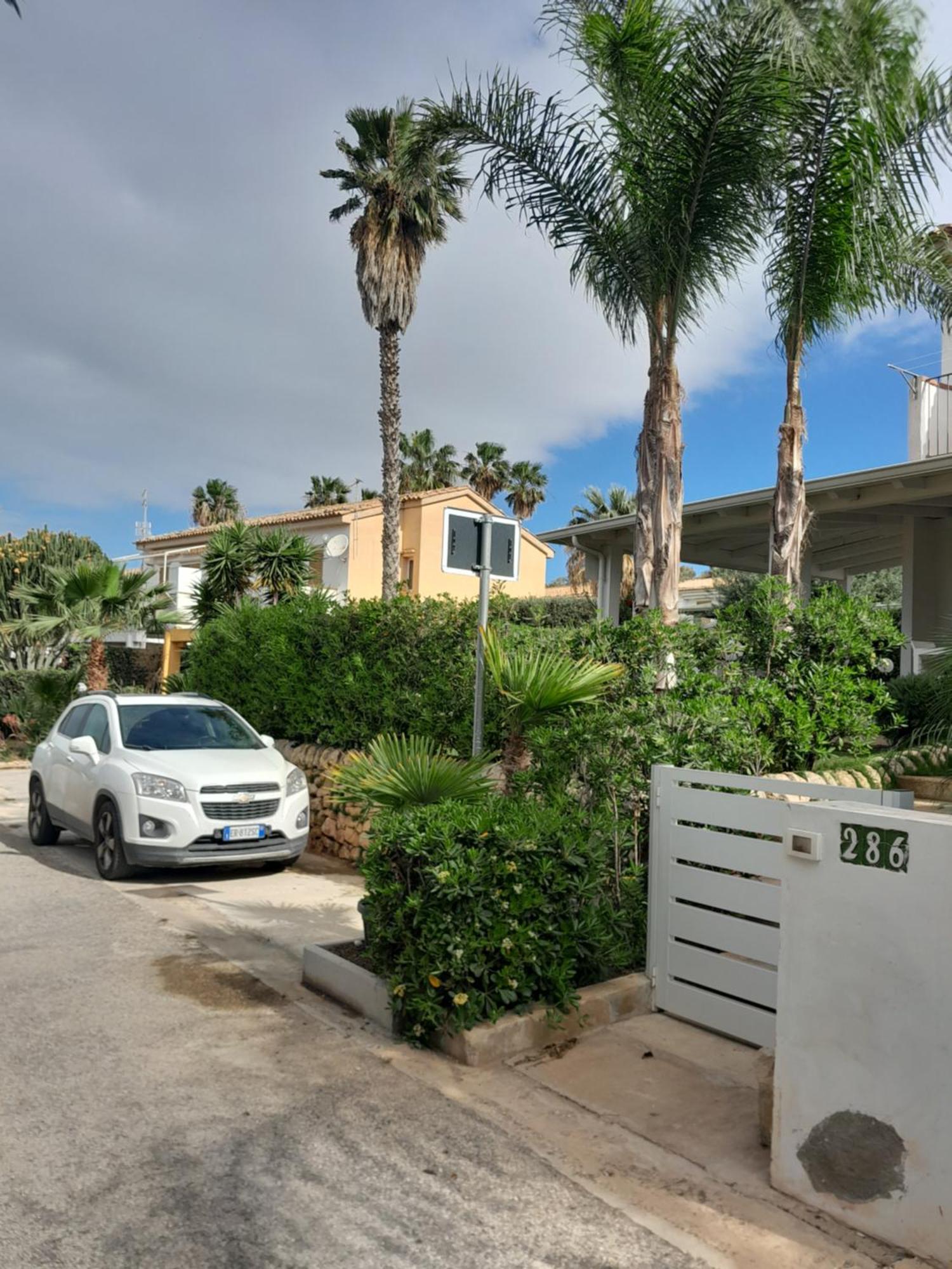 Villa L'Oasi Di Athena Ragusa Exterior foto